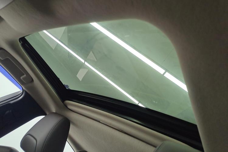 丰田 亚洲狮 2021款 2.0L 旗舰版中控内饰22