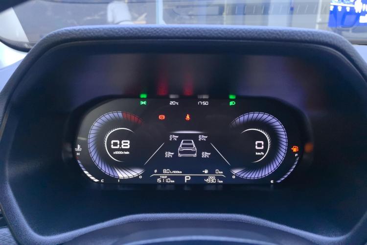 吉利汽车 帝豪 2023款 第4代冠军版 1.5L CVT尊贵型中控内饰14