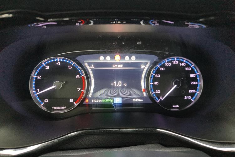 广汽传祺 传祺M8 2019款 320T 至尊版中控内饰14