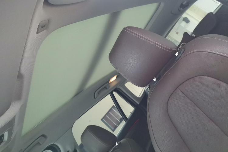 宝马X1 2019款 xDrive20Li 尊享型中控内饰22