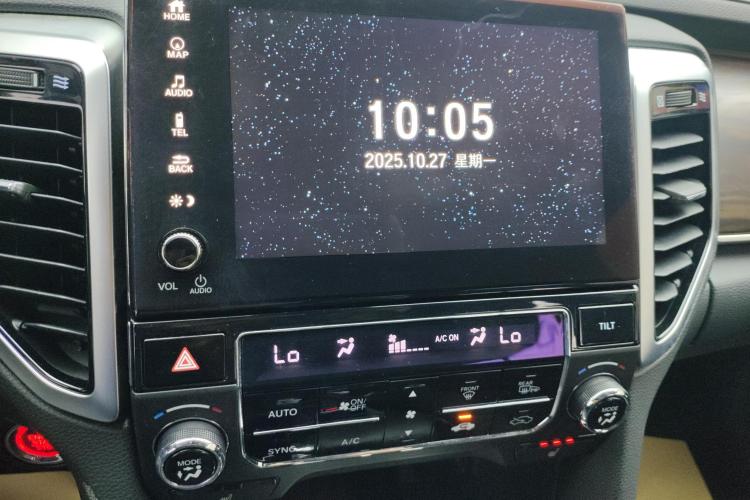 本田UR-V 2017款 240TURBO 两驱豪华版 国V中控内饰16