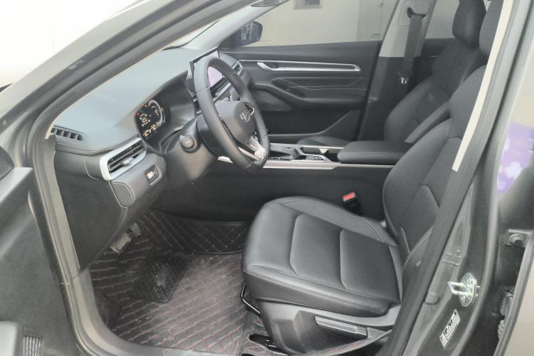 吉利汽车 帝豪 2025款 第4代 1.5L CVT龙腾版中控内饰19