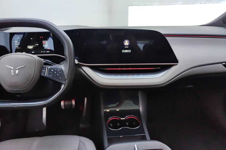 红旗EH7 2024款 690 Pro中控内饰16