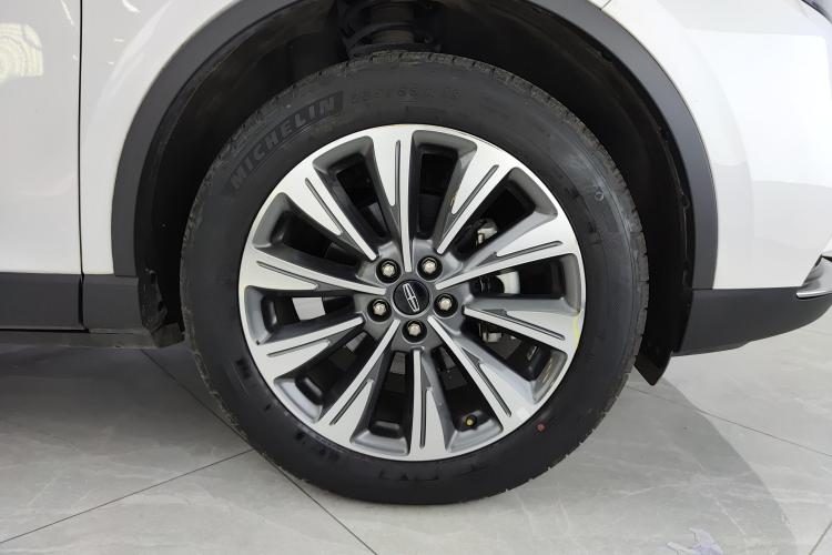 林肯 冒险家 2022款 2.0T 两驱尊雅版车身外观10