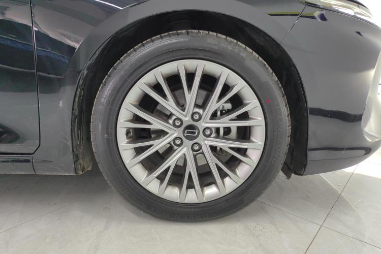 奔腾B70 2024款 第四代 2.0T 领御版车身外观10