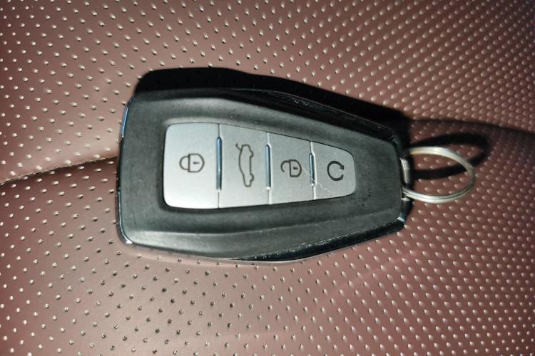 吉利汽车 星越L 2021款 2.0TD DCT EVO两驱智尊型中控内饰11