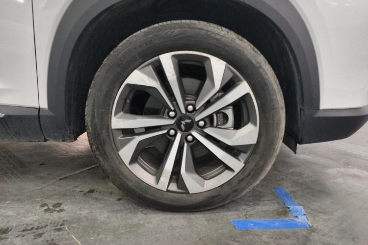 五菱汽车 五菱星辰 2022款 2.0L DHT电速款车身外观10