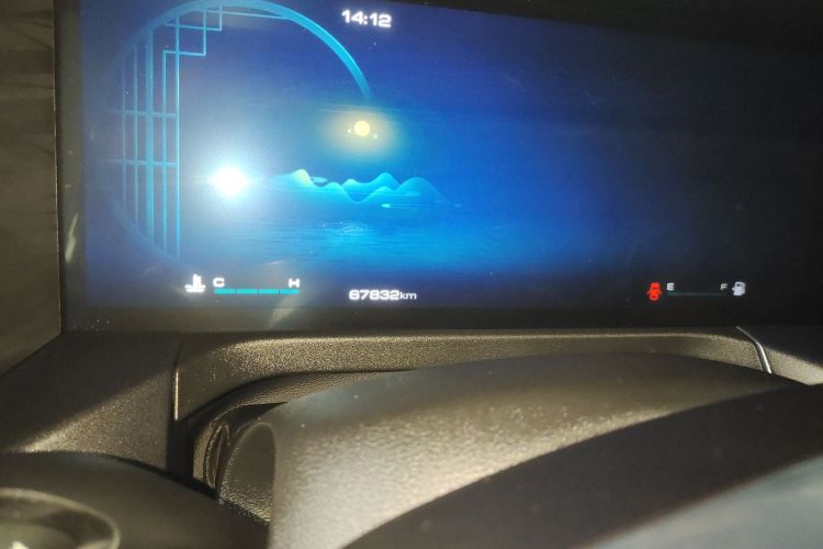 坦克300 2021款 越野版 2.0T 征服者中控内饰15