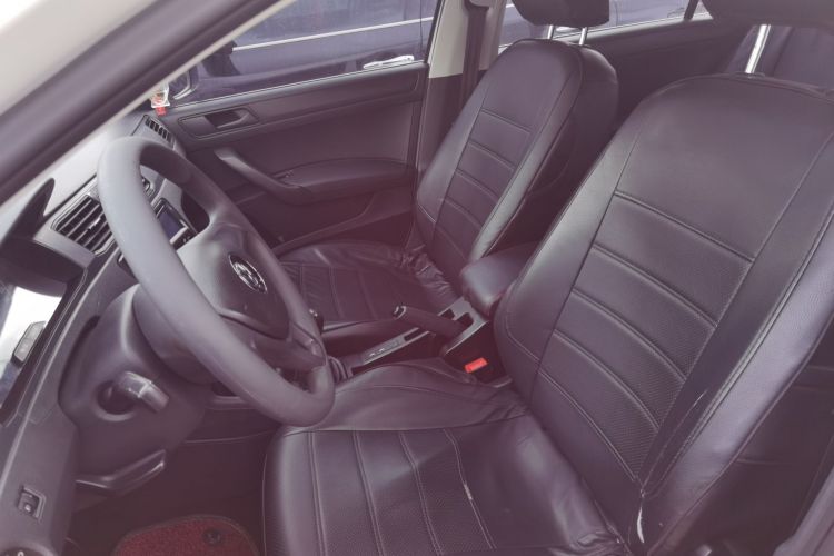 大众 桑塔纳 2016款 1.6L 手动风尚版局部细节19