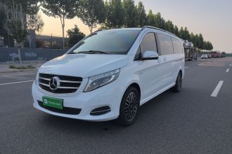 奔驰V级 2017款 V 260 L 尊贵加长版