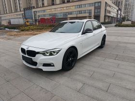 宝马3系 2019款 320i M运动曜夜版