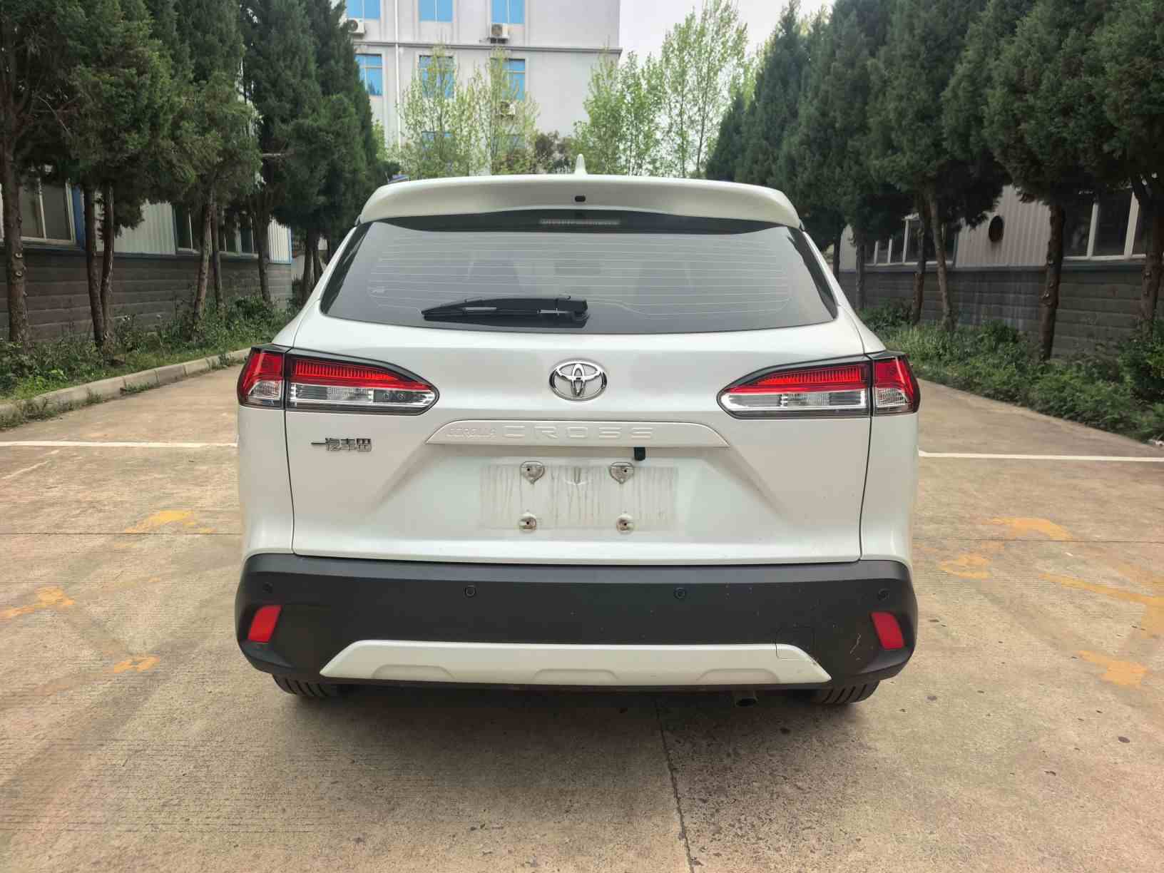 丰田 卡罗拉锐放 2023款 2.0L 精英版(3)