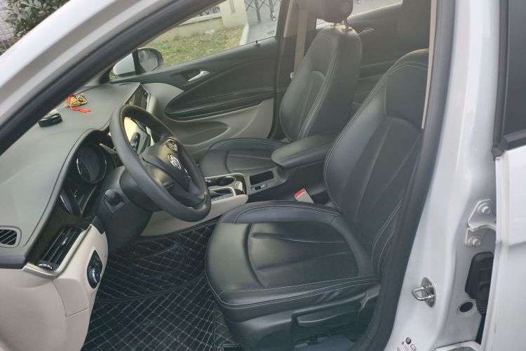 别克 威朗 2019款 三厢 15S 自动进取型局部细节19