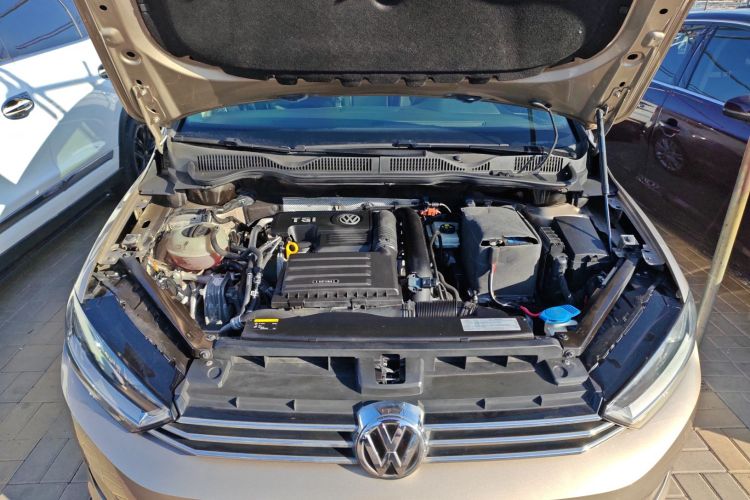 大众 高尔夫·嘉旅 2016款 280TSI 自动豪华型局部细节24