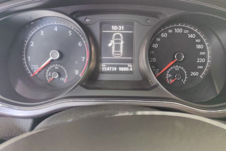 大众 帕萨特 2017款 330TSI DSG尊荣版中控内饰15