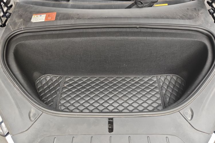 特斯拉 2017款 Model X 100D 长续航版中控内饰7014