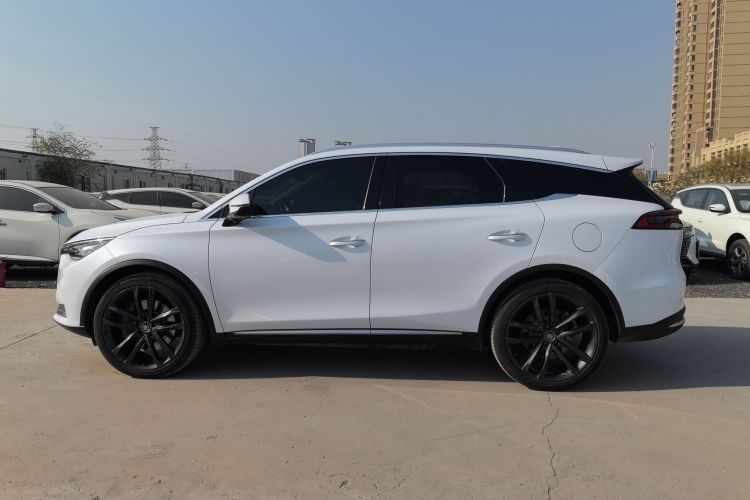 比亚迪 唐新能源 2019款 EV600D 四驱智联创世版车身外观6005