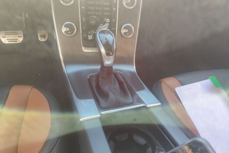 沃尔沃V60 2016款 Cross Country T6 AWD局部细节18