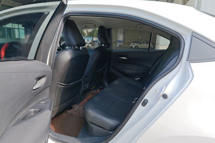 丰田 雷凌 2024款 智能电混双擎 1.8L 领先版中控内饰7002