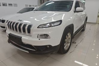 Jeep 自由光 2016款 2.4L 优越版