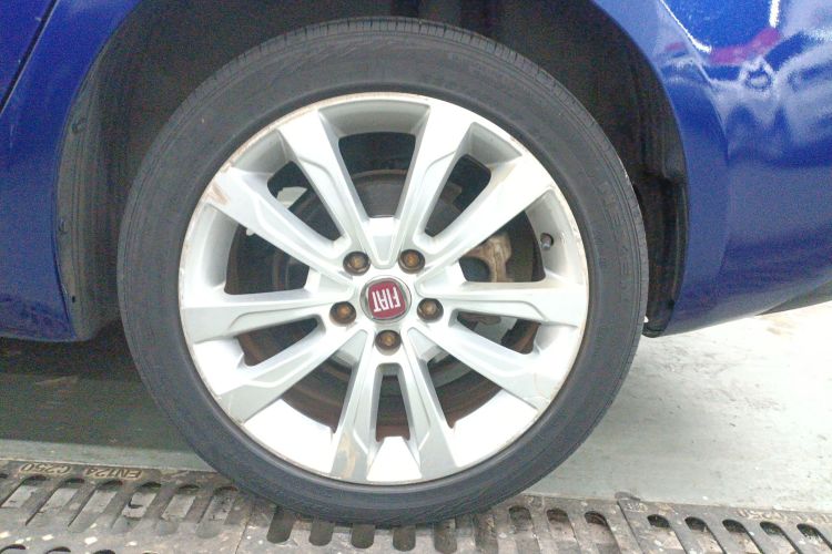 菲亚特 菲翔 2015款 1.4T 自动智享版车身外观6008