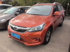 比亚迪 宋 2017款 盖世升级版 1.5TID 自动豪雅型