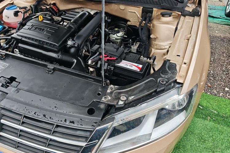 大众 朗逸 2013款 改款 1.4TSI DSG舒适版局部细节9009