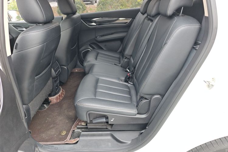 比亚迪 宋MAX 2019款 1.5T 自动智联睿逸天窗型 7座 国VI中控内饰7006