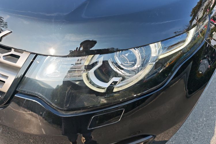 路虎 发现神行 2017款 2.0T SE局部细节36