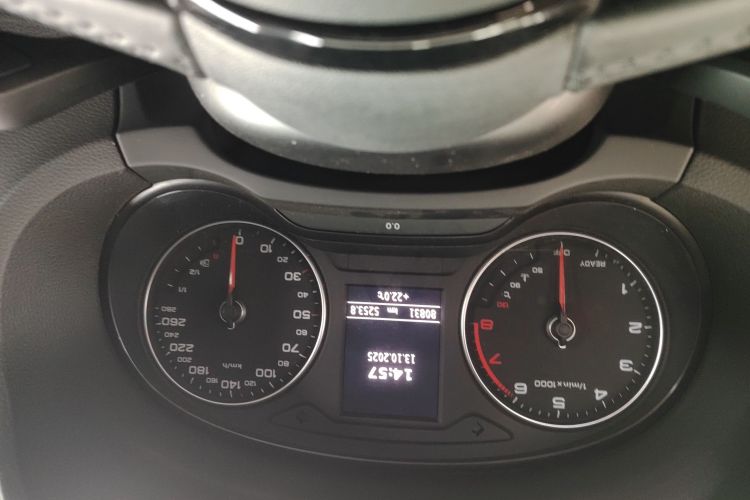 奥迪A3 2018款 30周年年型 Limousine 35 TFSI 时尚型中控内饰15