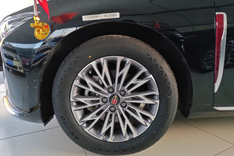 红旗H5 2024款 1.5T DCT智联旗韵版车身外观6008