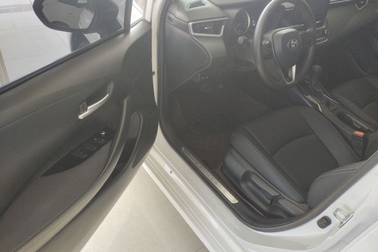 丰田 亚洲狮 2021款 2.0L 豪华版中控内饰7002