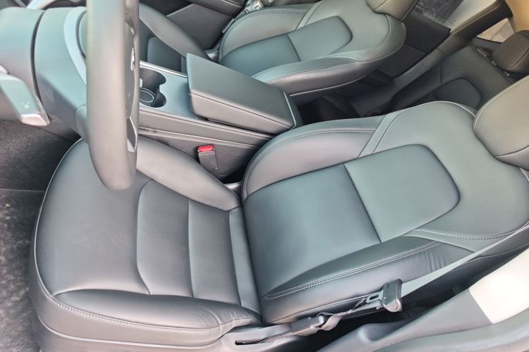 特斯拉 Model Y 2022款 改款 后轮驱动版局部细节19