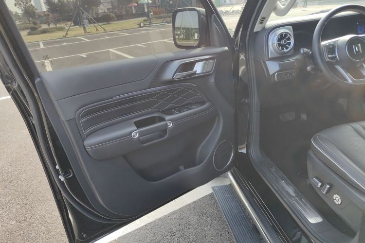 坦克300 2023款 城市版 2.0T 很有型中控内饰7004