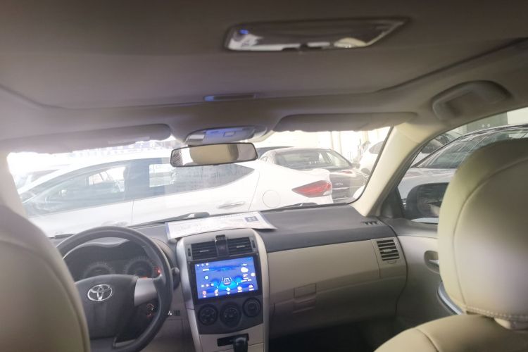 丰田 卡罗拉 2013款 特装版 1.6L 自动炫酷型GL局部细节9004