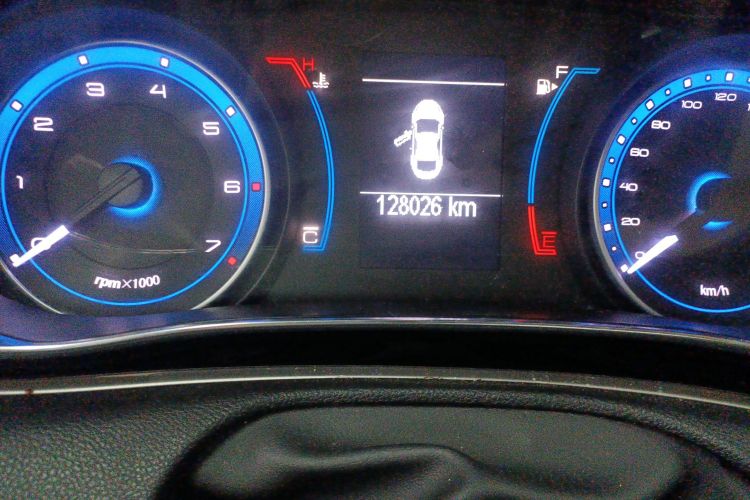 菲亚特 菲翔 2015款 1.4T 自动智享版中控内饰15