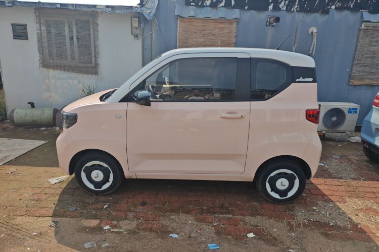 五菱汽车 宏光MINIEV 2022款 马卡龙时尚款 三元锂车身外观6005