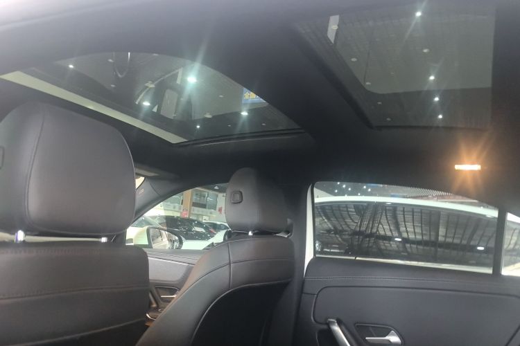 奔驰A级 2020款 改款 A 180 L 运动轿车局部细节57