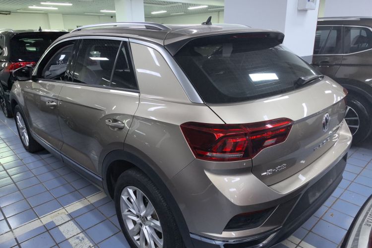 大众 T-ROC探歌 2020款 230TSI DSG两驱进取型车身外观6005