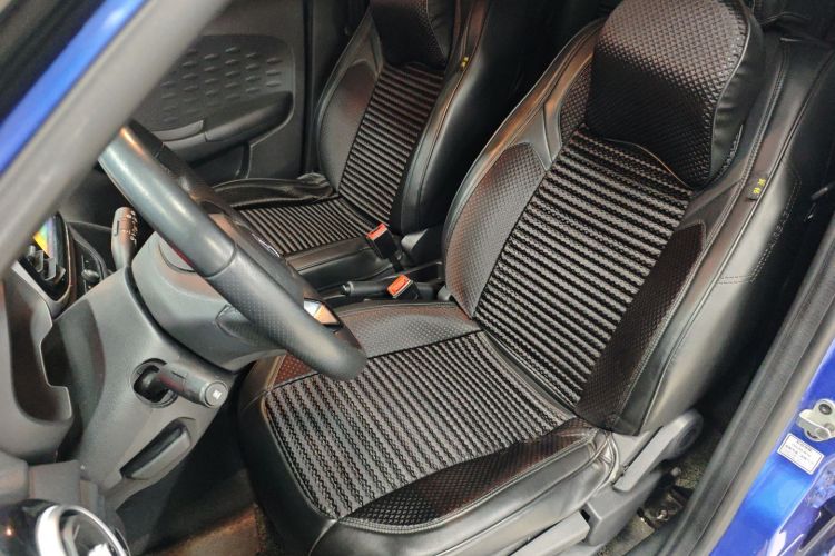 名爵3 2017款 1.5L 自动智联豪华版局部细节19