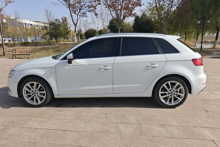 奥迪A3 2019款 Sportback 35 TFSI 进取型 国VI车身外观6009