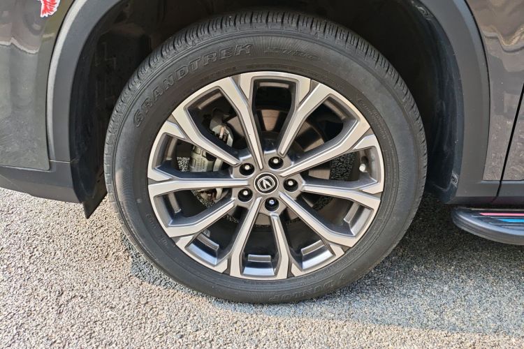 长安CS75 PLUS 2022款 2.0T 自动领航型车身外观6008