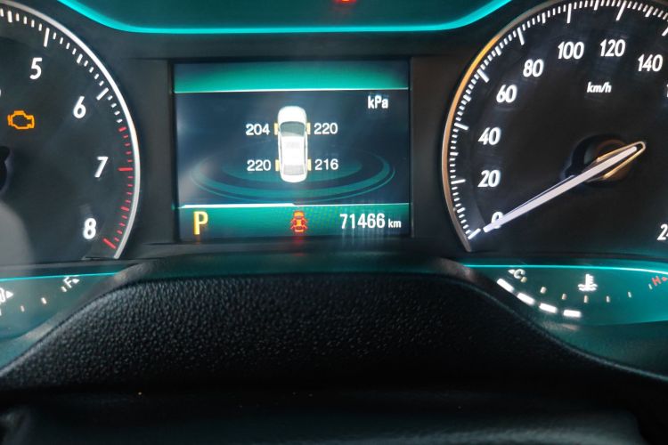 别克 英朗 2017款 15N 自动精英型中控内饰15