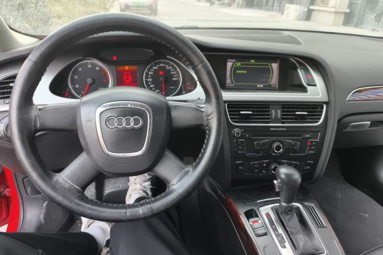 奥迪A4L 2011款 2.0 TFSI 标准型局部细节13