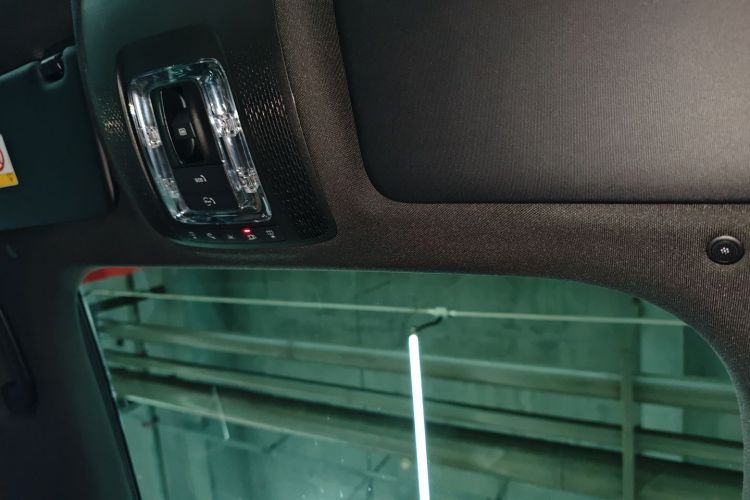 奔驰GLB 2021款 GLB 200 动感型局部细节22