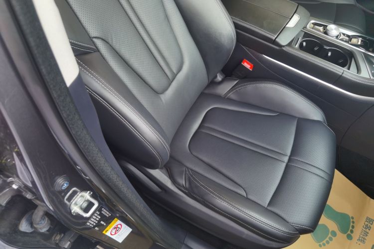 长安CS75 PLUS 2021款 2.0T 自动领航型局部细节41