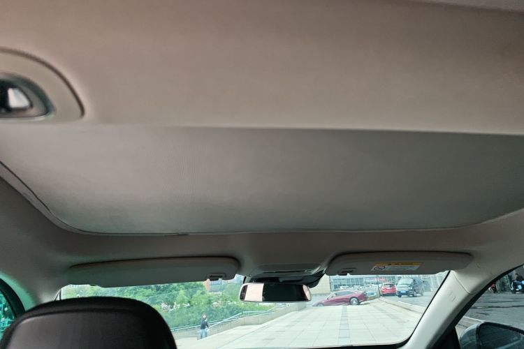 小鹏P7 2020款 670N局部细节22