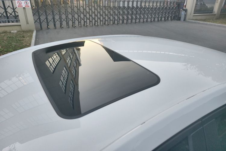 别克 威朗 2019款 三厢 15S 自动进取型局部细节57