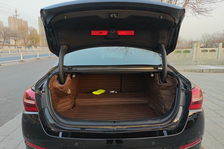 红旗H5 2022款 经典款 改款 1.8T 自动智联旗韵版局部细节23