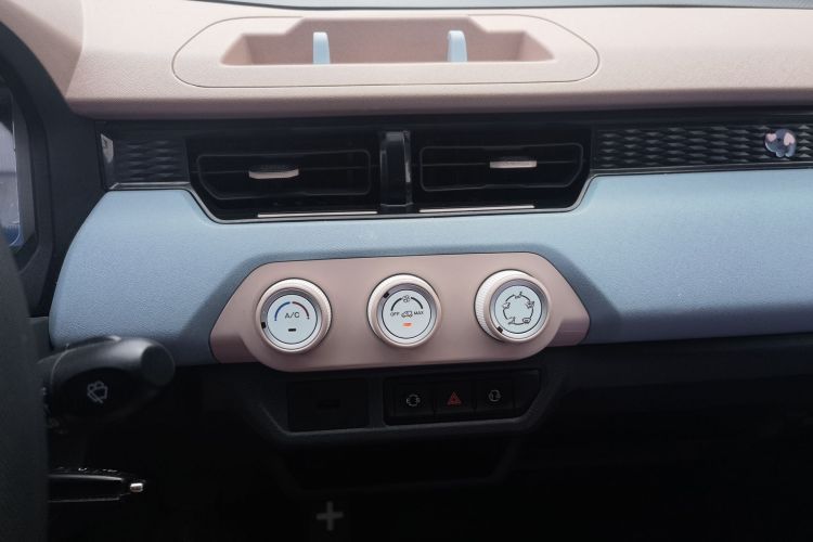 奇瑞新能源 QQ冰淇淋 2024款 170km 圣代局部细节16